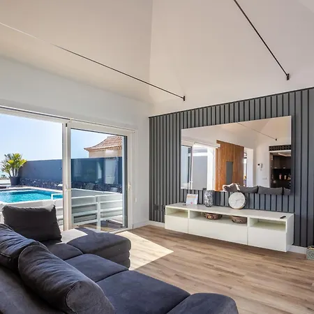 Villa Diana- Jacuzzi, Heated Pool & Bbq Βίλα Costa Adeje (Tenerife)