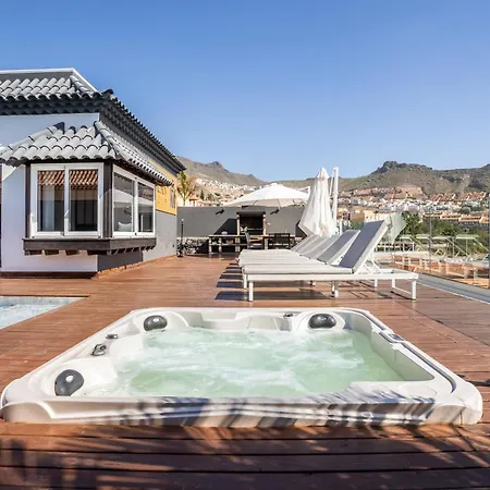 Diana- Jacuzzi, Heated Pool & Bbq * Costa Adeje